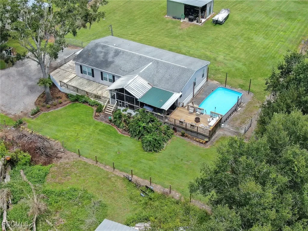 4936 Steve Reeves Lane Plant City FL 33565