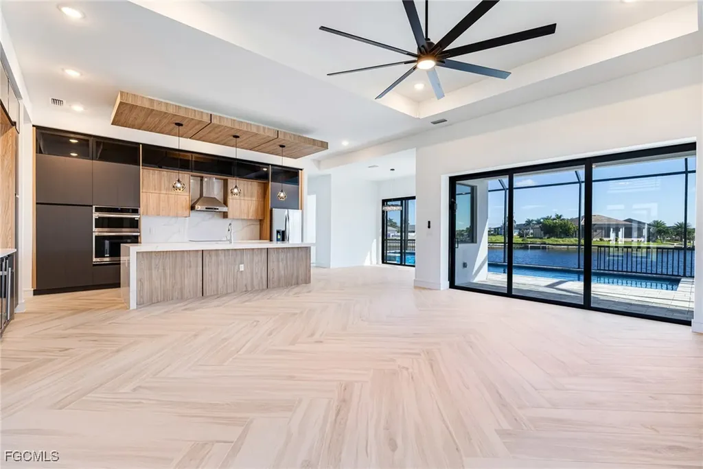 1255 NW 35th Avenue Cape Coral FL 33993