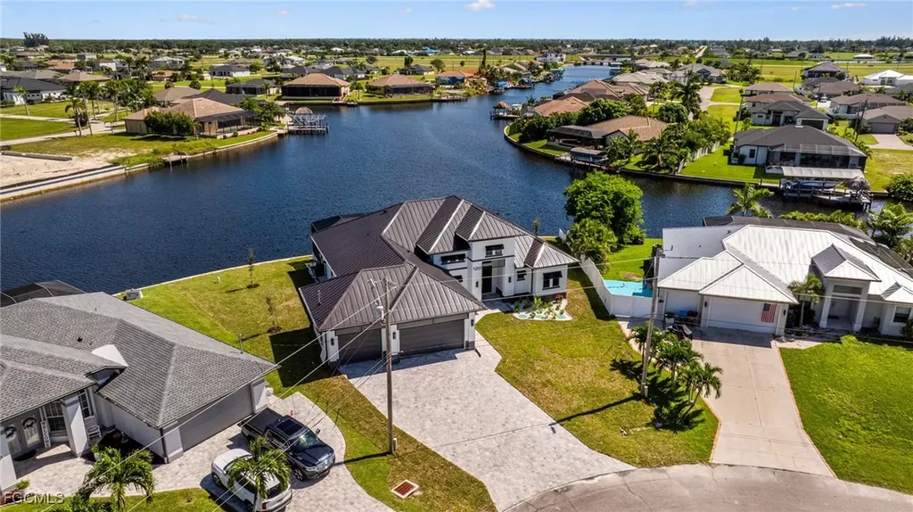 1255 NW 35th Avenue Cape Coral FL 33993