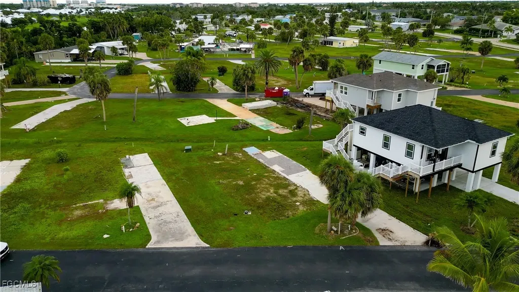 13660 Gannet Drive Fort Myers FL 33908