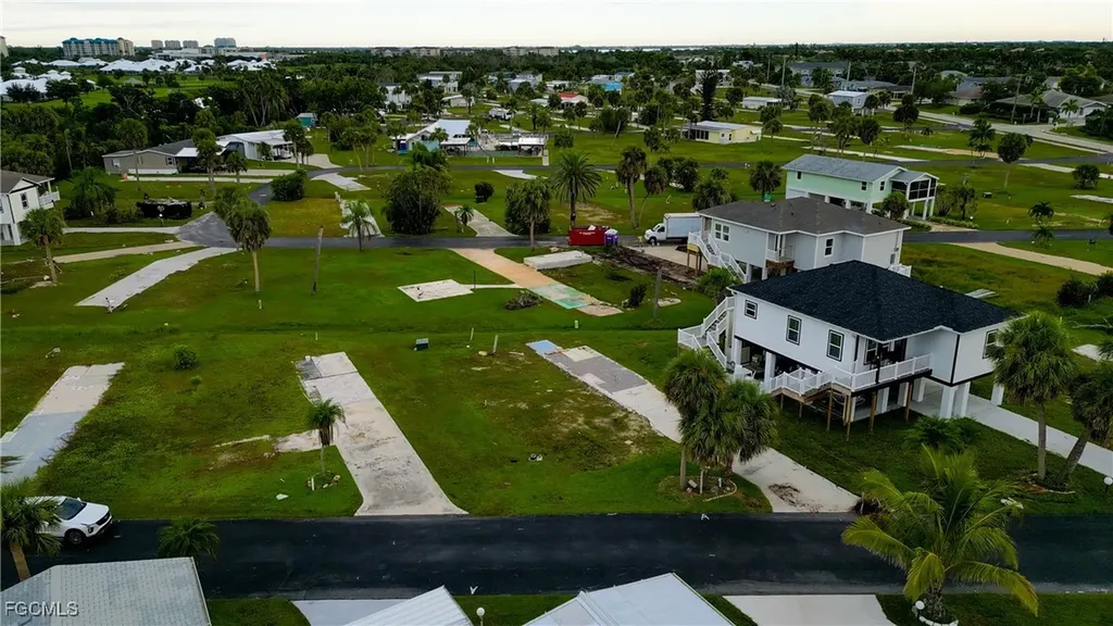 13660 Gannet Drive Fort Myers FL 33908