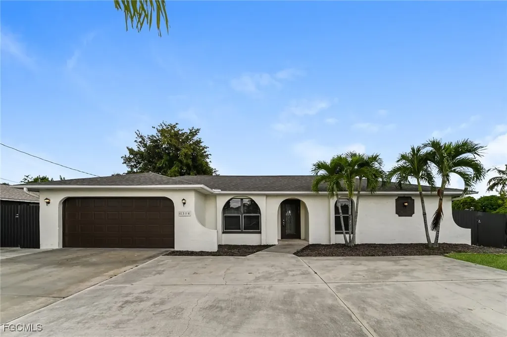 1304 SE 19th Street Cape Coral FL 33990