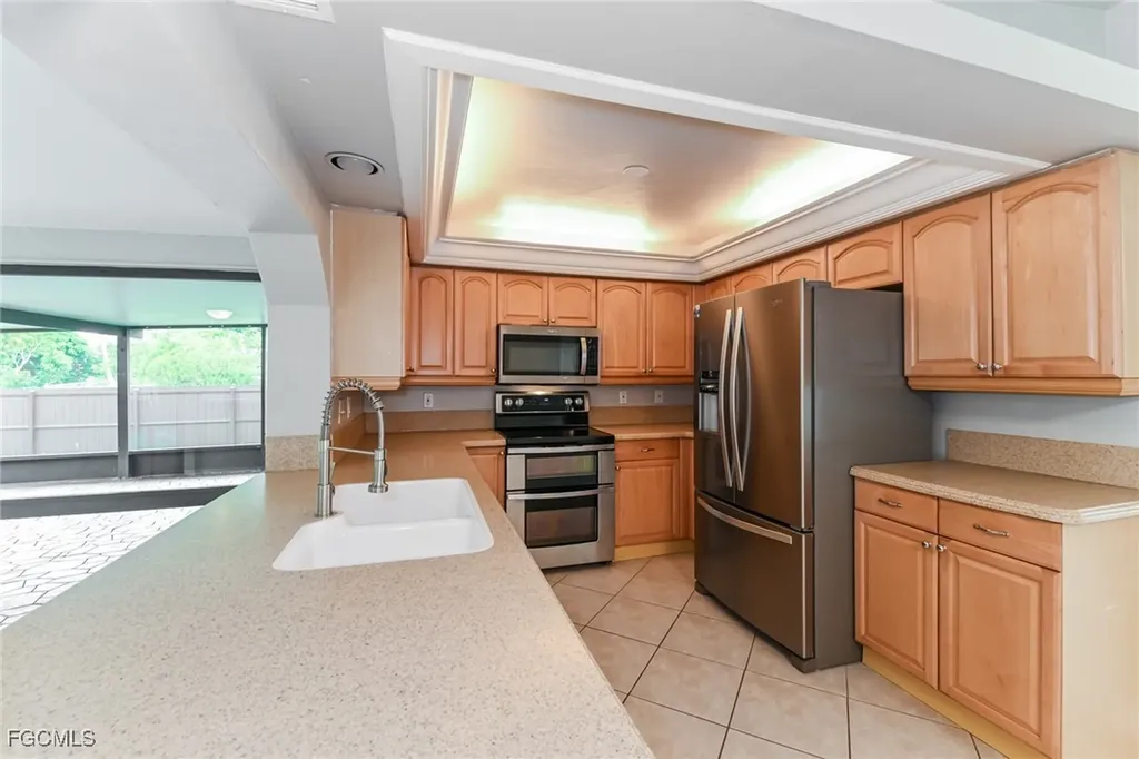 1304 SE 19th Street Cape Coral FL 33990