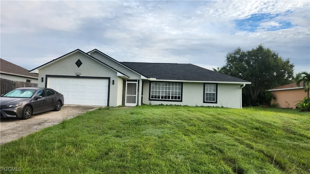 621 SW 21st Lane Cape Coral FL 33991