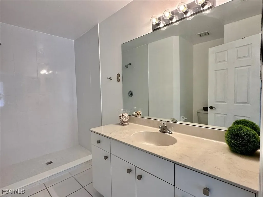 3627 Pine Oak Circle Fort Myers FL 33916