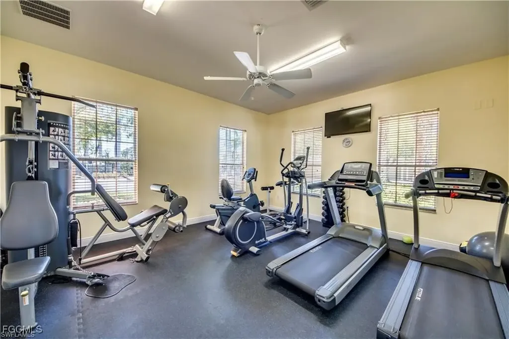 3627 Pine Oak Circle Fort Myers FL 33916