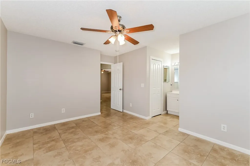 1005 SW 22nd Terrace Cape Coral FL 33991