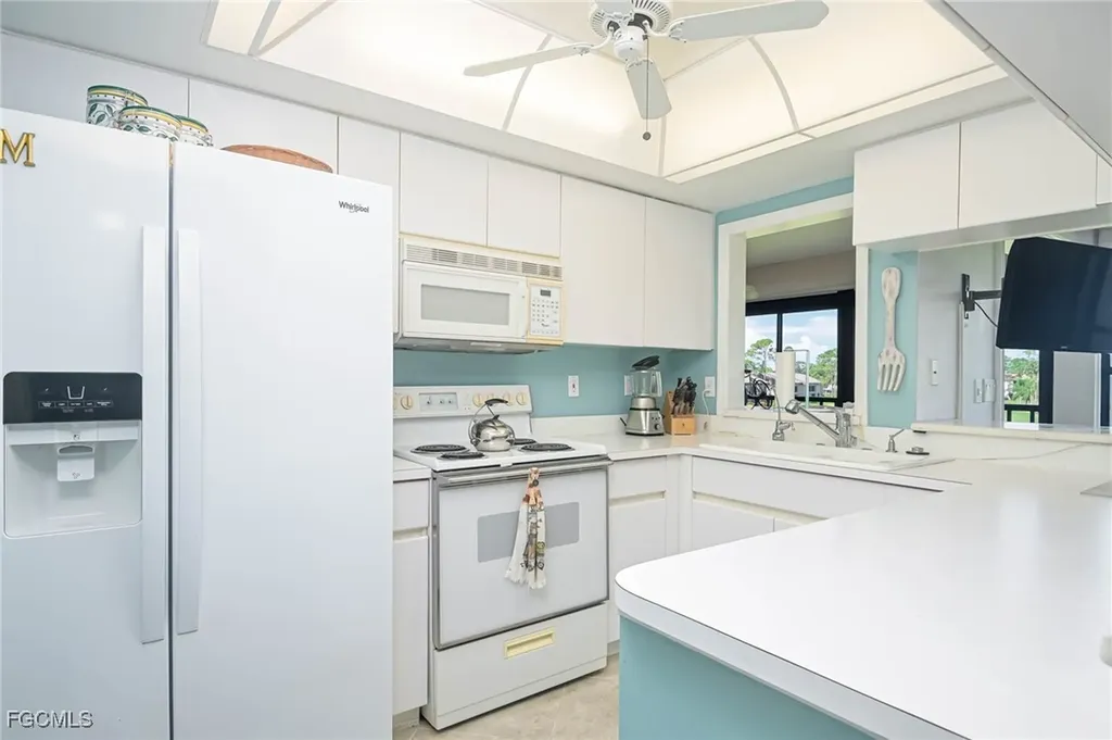 5845 Trailwinds Drive Fort Myers FL 33907