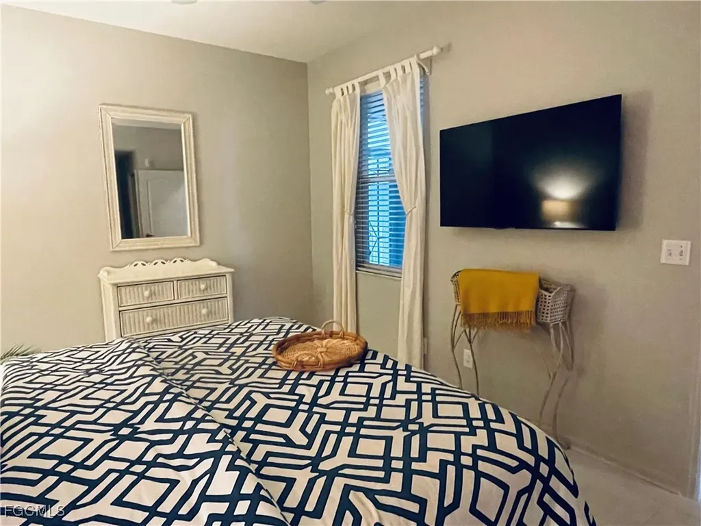 8066 Queen Palm Lane Fort Myers FL 33966