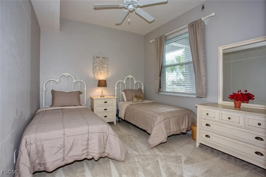 8066 Queen Palm Lane Fort Myers FL 33966