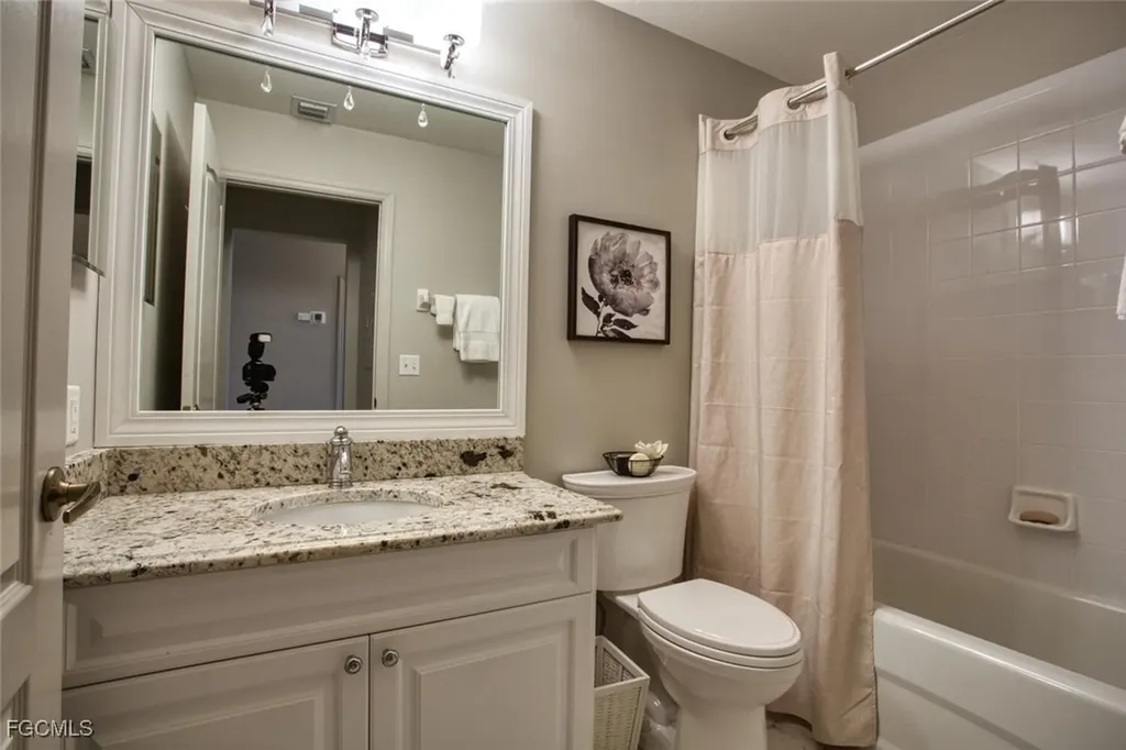 8066 Queen Palm Lane Fort Myers FL 33966