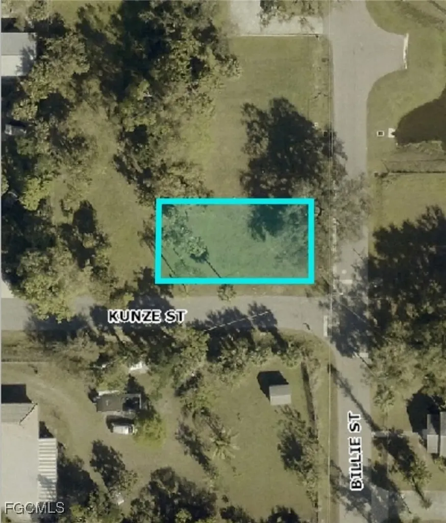 1500 Billie Street Fort Myers FL 33916