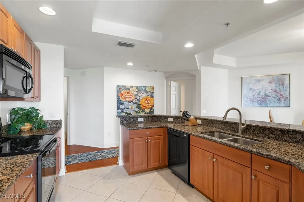 2745 1st Street Fort Myers FL 33916