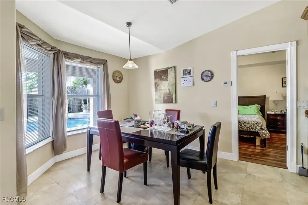 930 SW 37th Terrace Cape Coral FL 33914