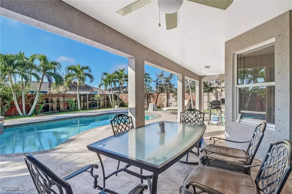 930 SW 37th Terrace Cape Coral FL 33914