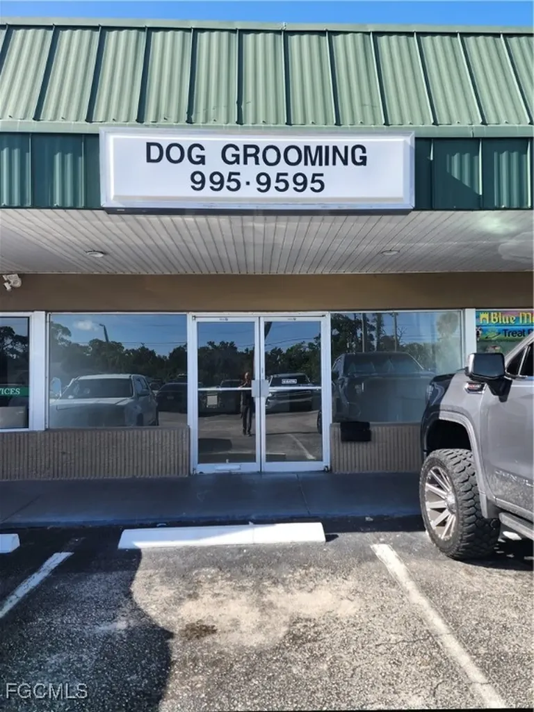 710 Pondella Road North Fort Myers FL 33903