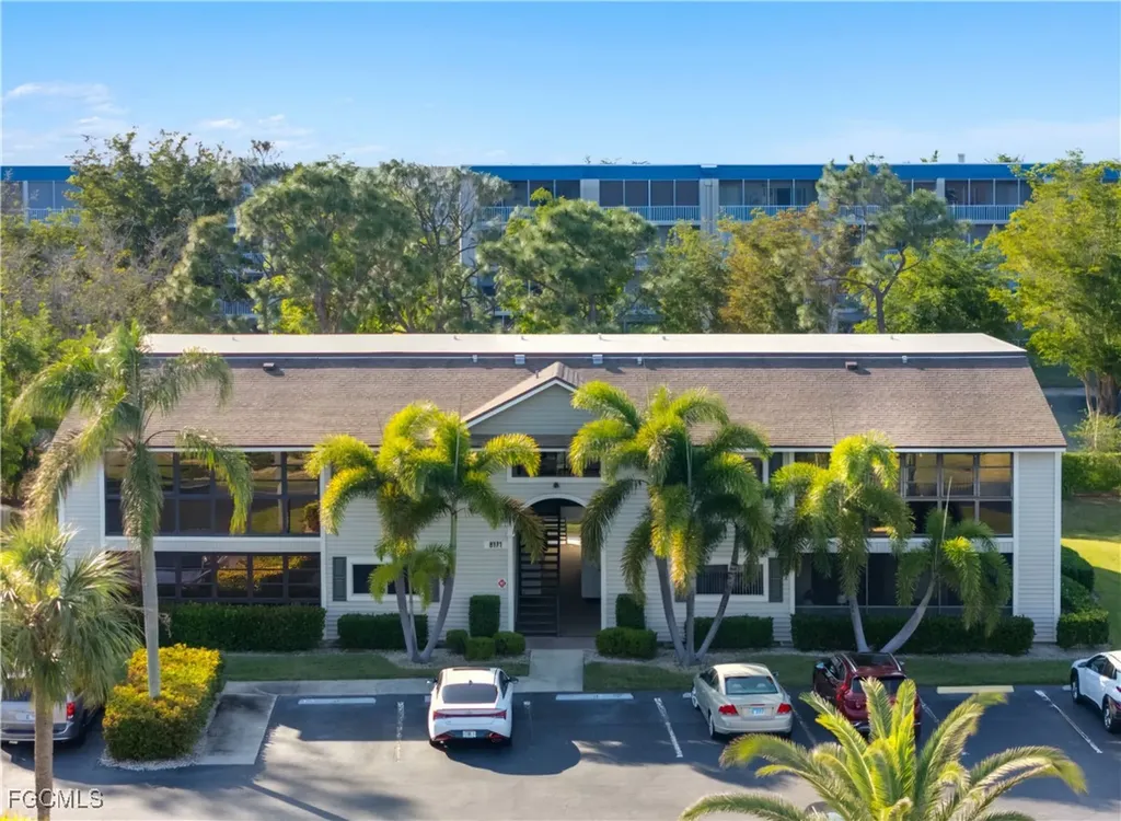 8171 S Woods Circle Fort Myers FL 33919