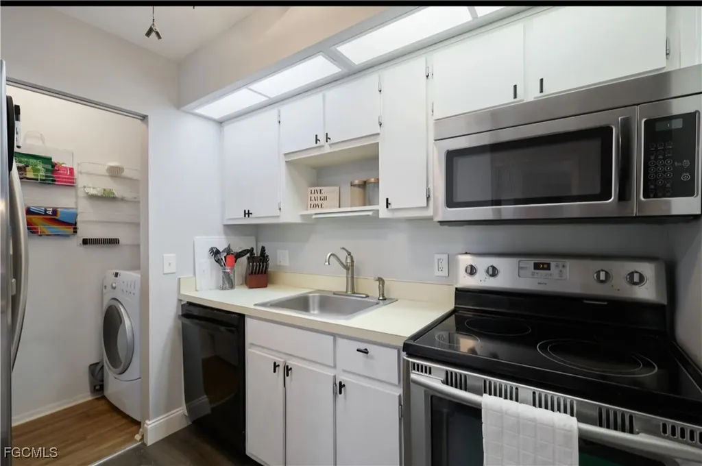8171 S Woods Circle Fort Myers FL 33919