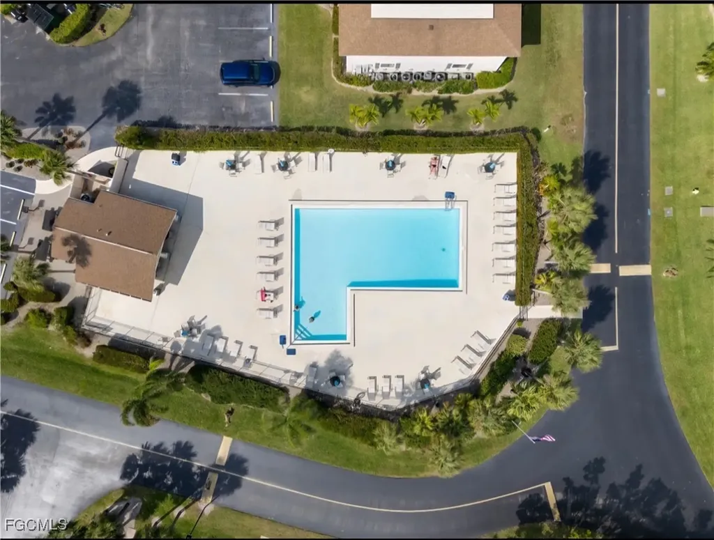 8171 S Woods Circle Fort Myers FL 33919