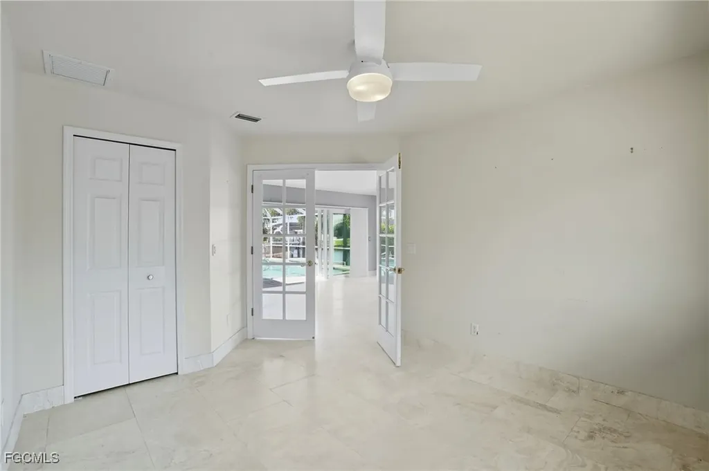 1062 SE 21st Avenue Cape Coral FL 33990