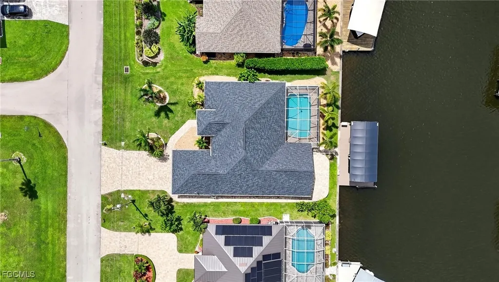 1062 SE 21st Avenue Cape Coral FL 33990