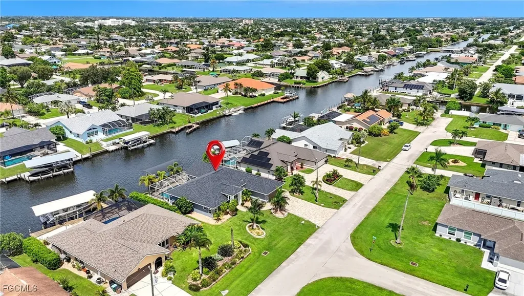 1062 SE 21st Avenue Cape Coral FL 33990