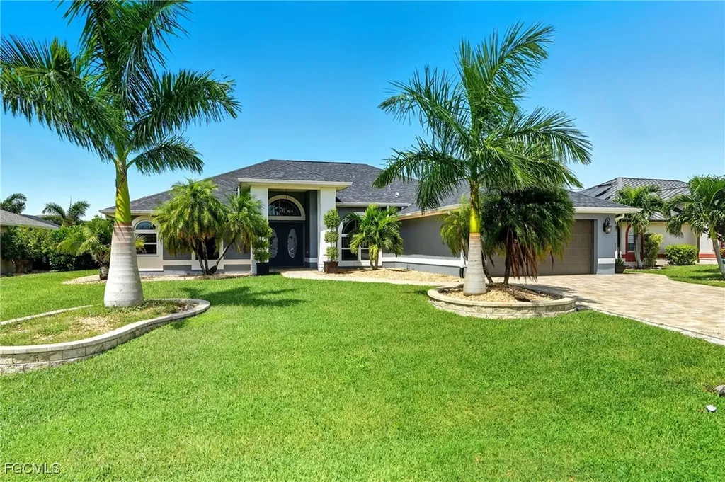 1062 SE 21st Avenue Cape Coral FL 33990