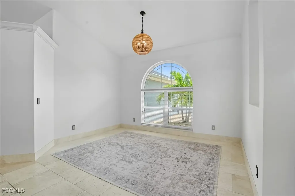 1062 SE 21st Avenue Cape Coral FL 33990