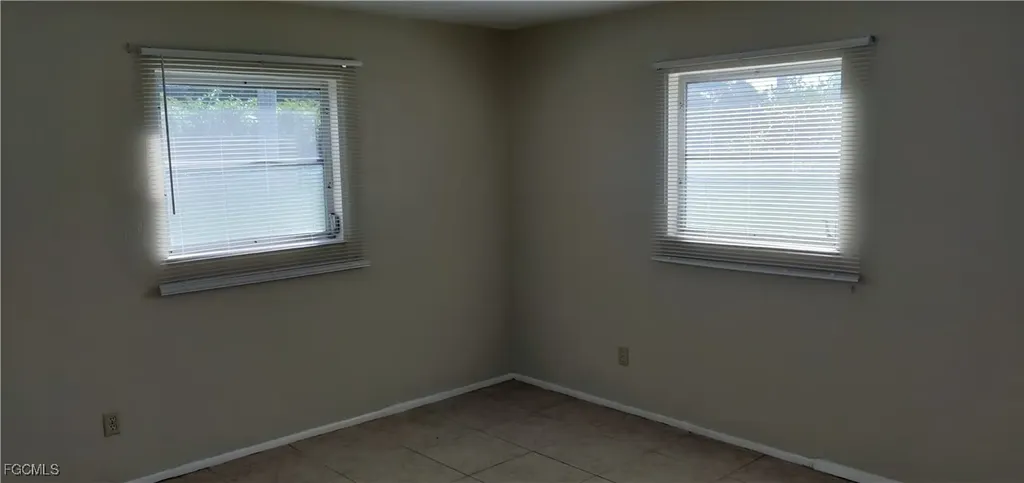 28 Temple Court Lehigh Acres FL 33936