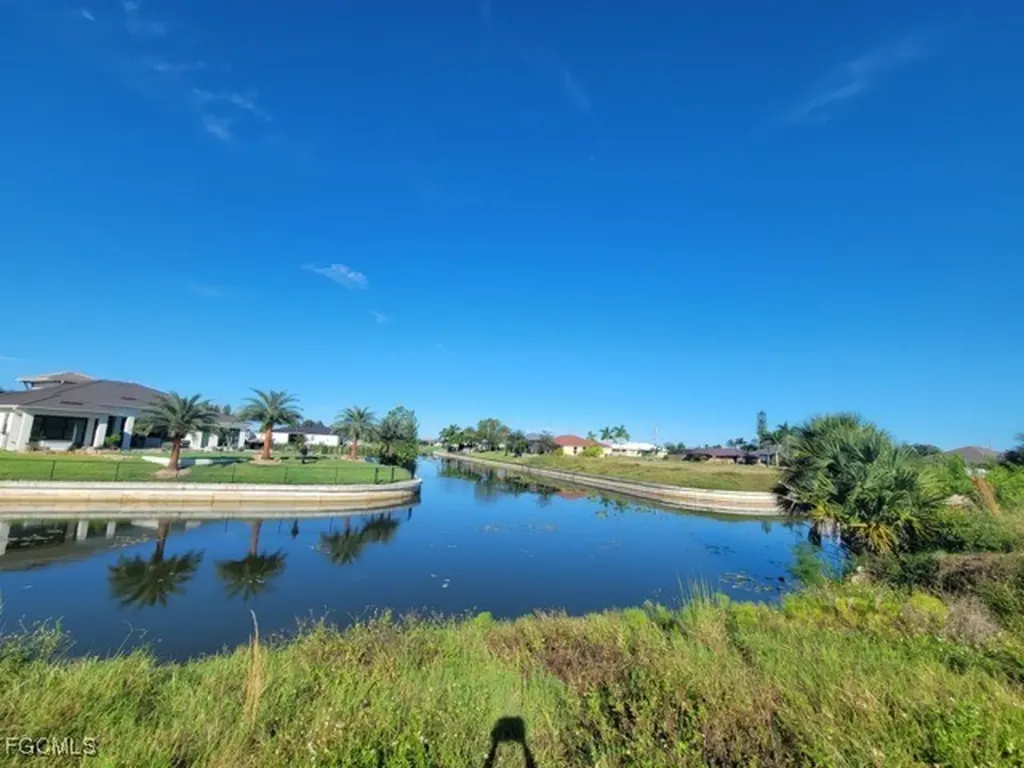 2212 SW 4th Avenue Cape Coral FL 33991