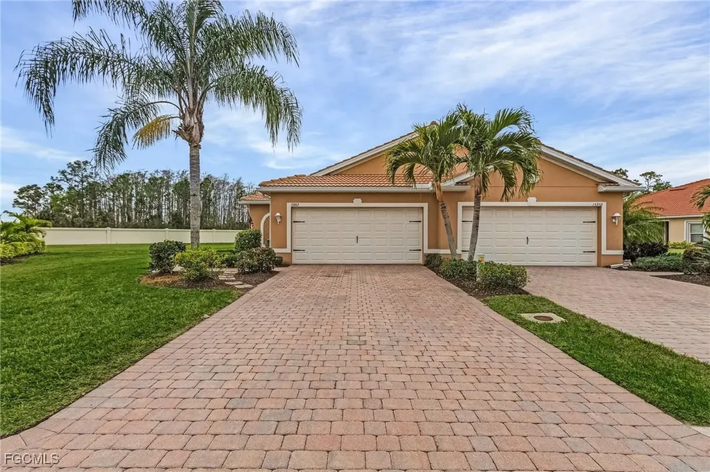 15262 Ligustrum Lane Alva FL 33920