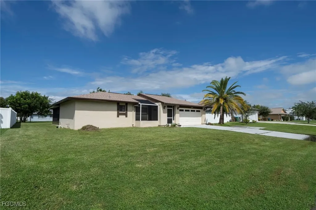1914 Country Club Boulevard Cape Coral FL 33990