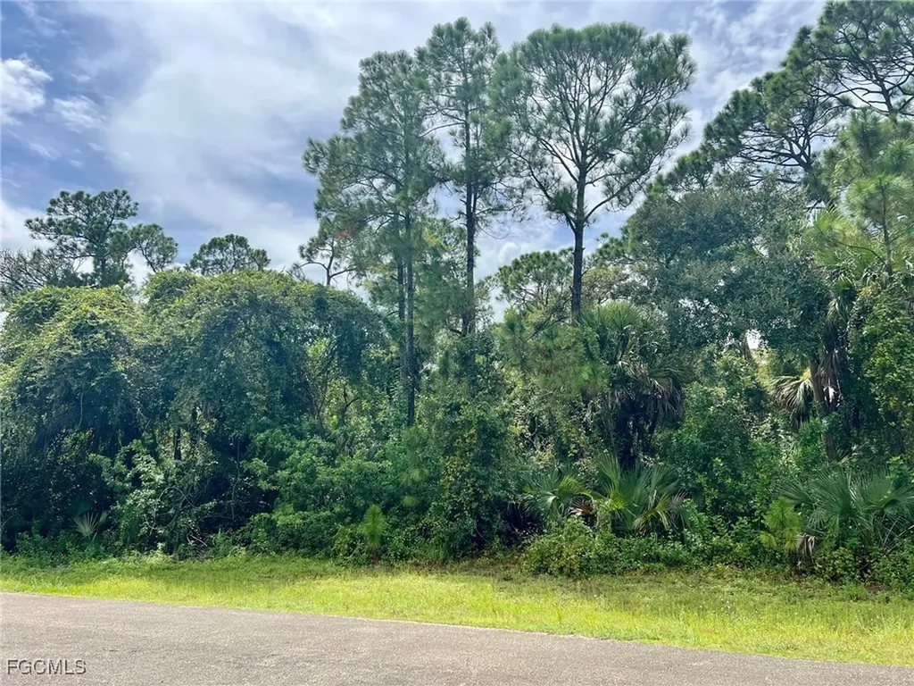 8103 Life Court Labelle FL 33935