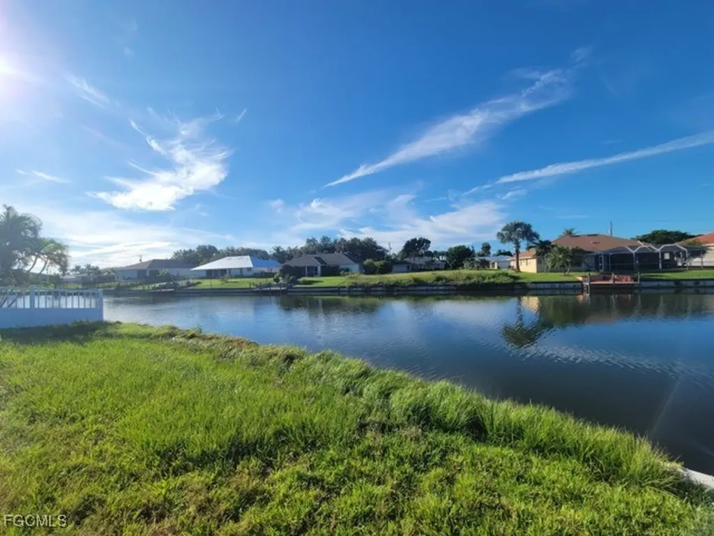 1802 NE 2nd Terrace Cape Coral FL 33909