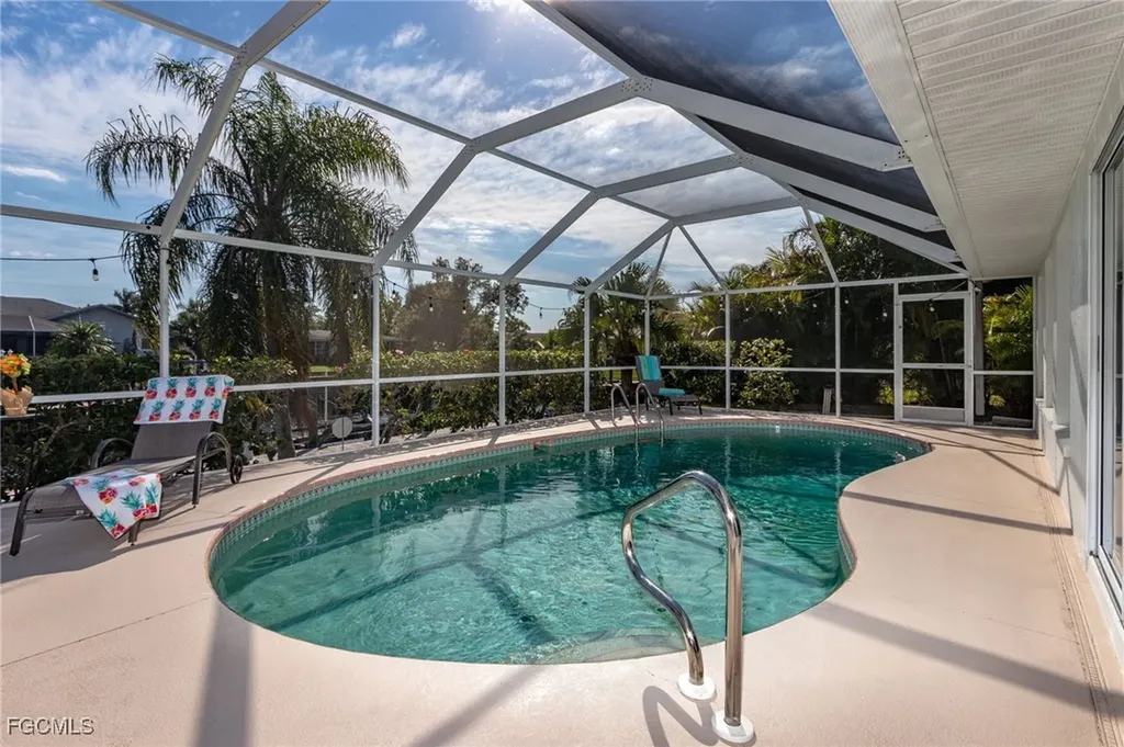2308 SE 27th Street Cape Coral FL 33904