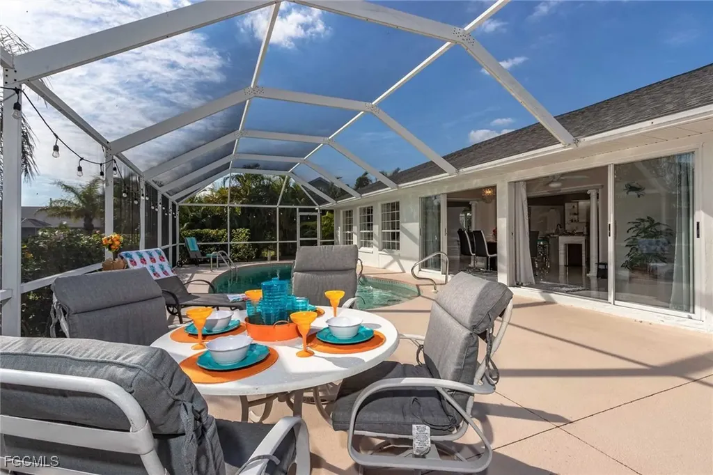 2308 SE 27th Street Cape Coral FL 33904