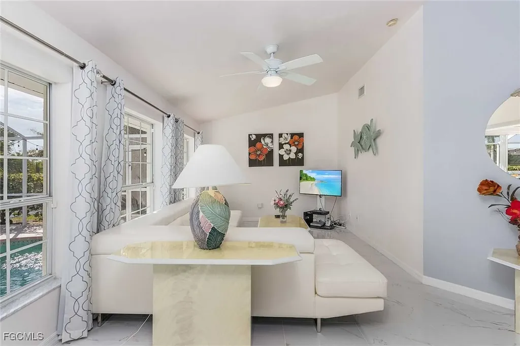 2308 SE 27th Street Cape Coral FL 33904