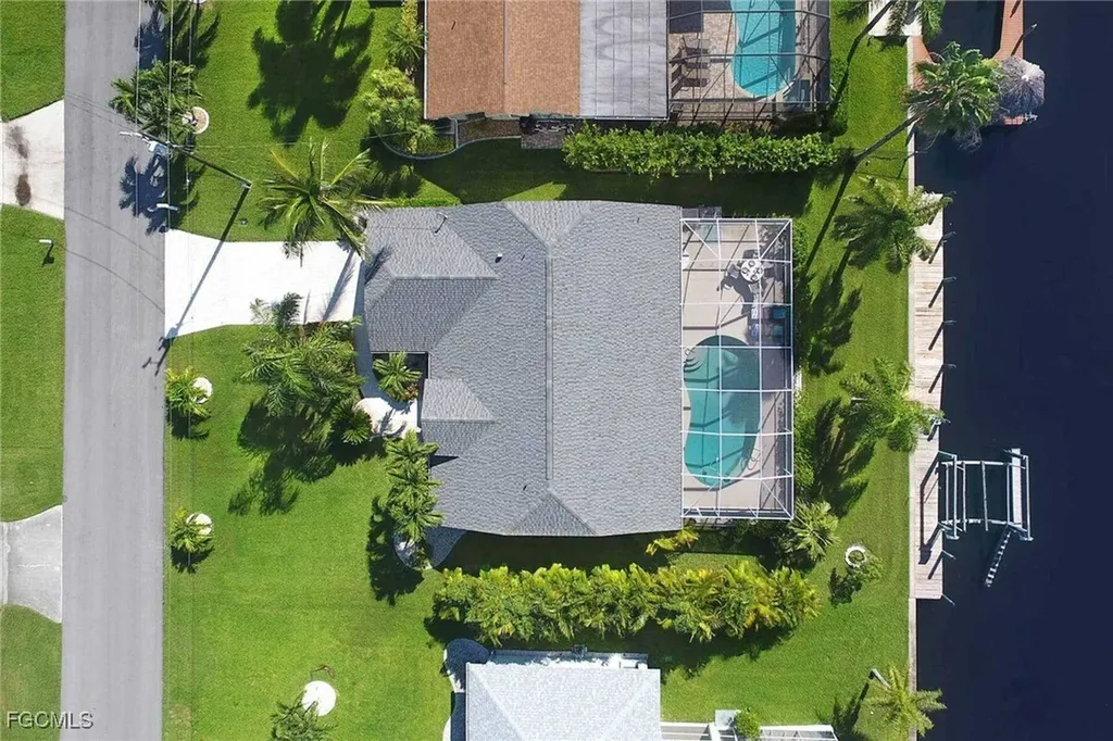 2308 SE 27th Street Cape Coral FL 33904