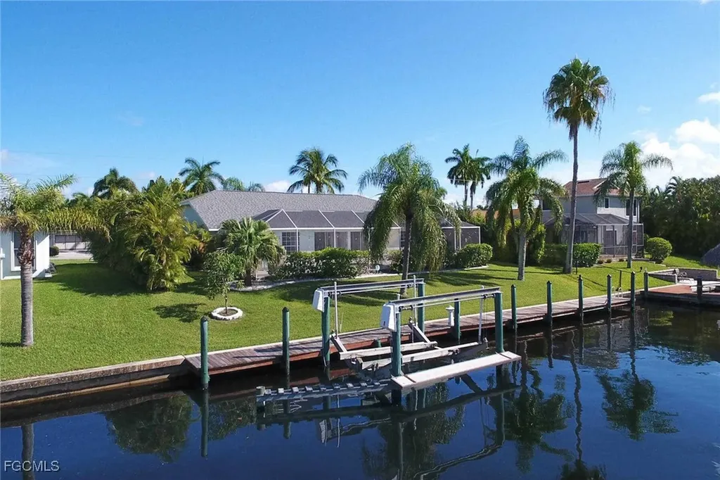 2308 SE 27th Street Cape Coral FL 33904