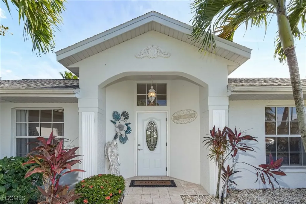 2308 SE 27th Street Cape Coral FL 33904