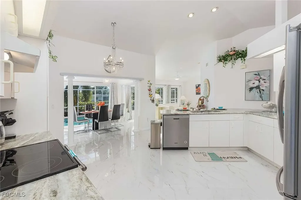 2308 SE 27th Street Cape Coral FL 33904