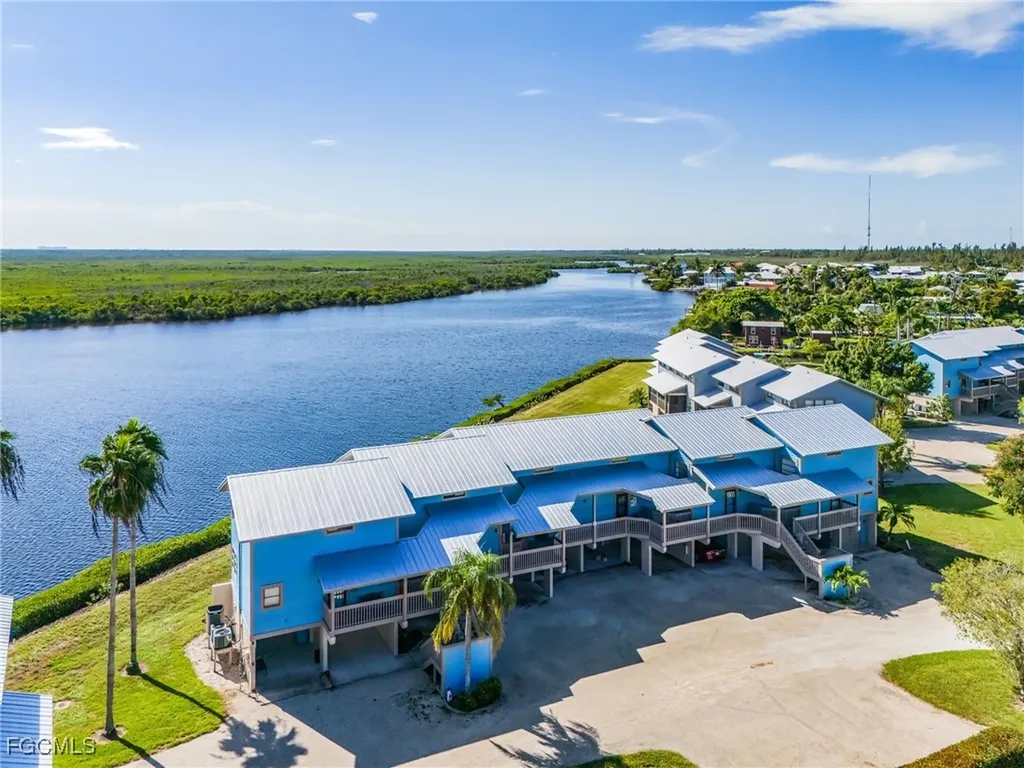 5371 Blue Crab Circle Bokeelia FL 33922