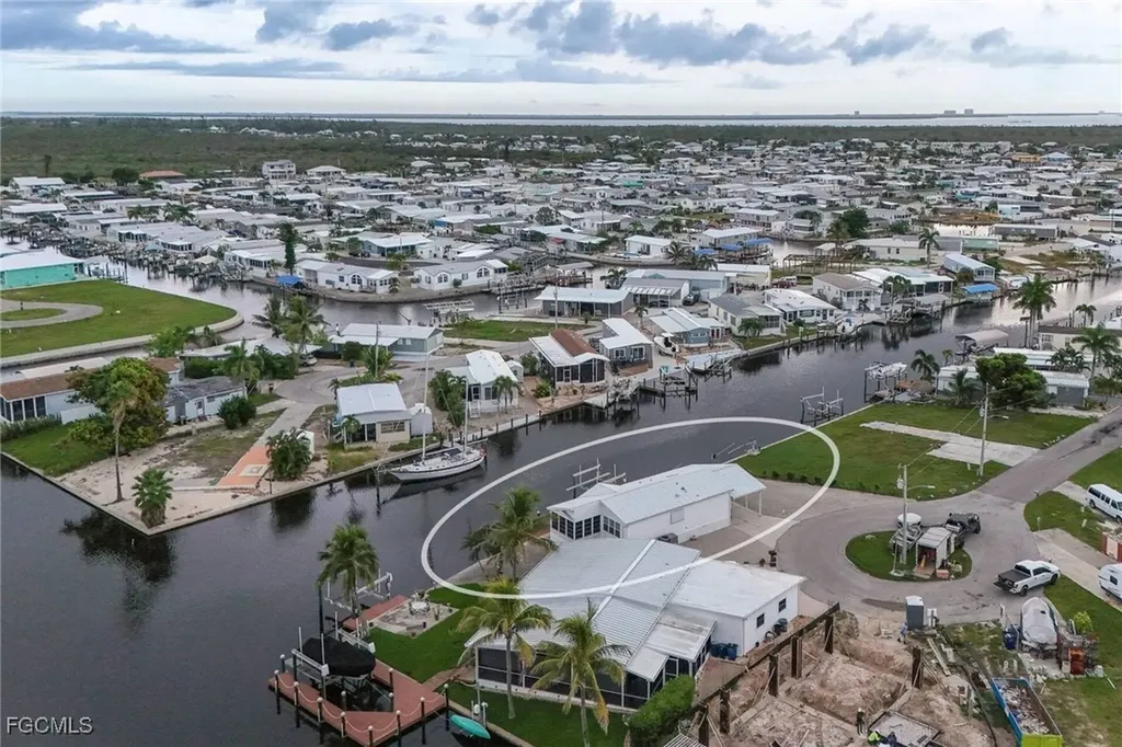 3952 Blueberry Lane St. James City FL 33956