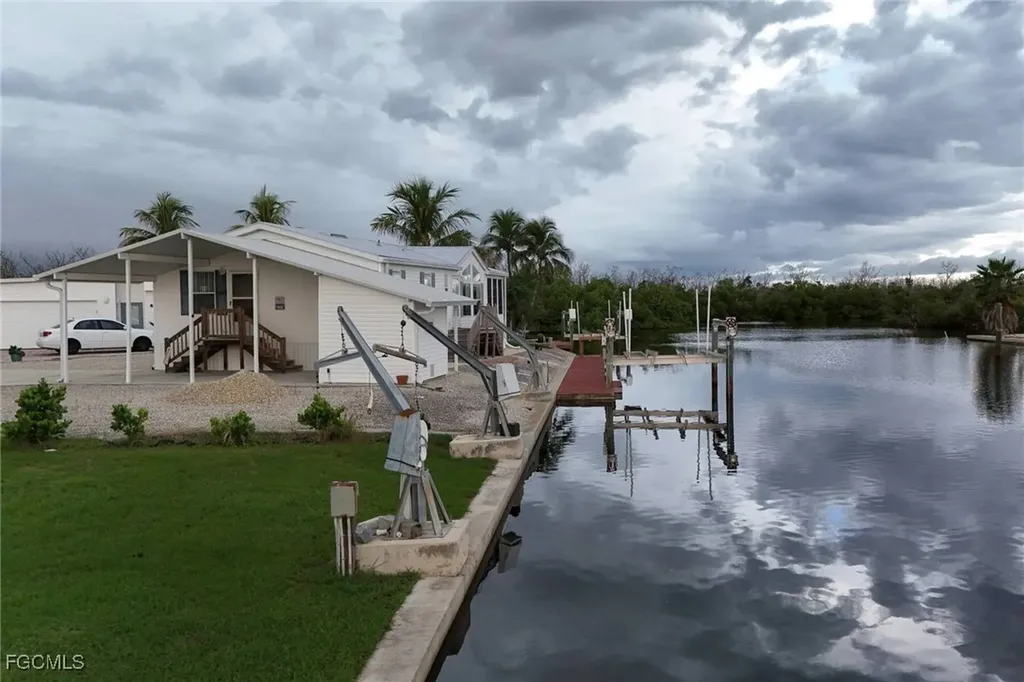 3952 Blueberry Lane St. James City FL 33956