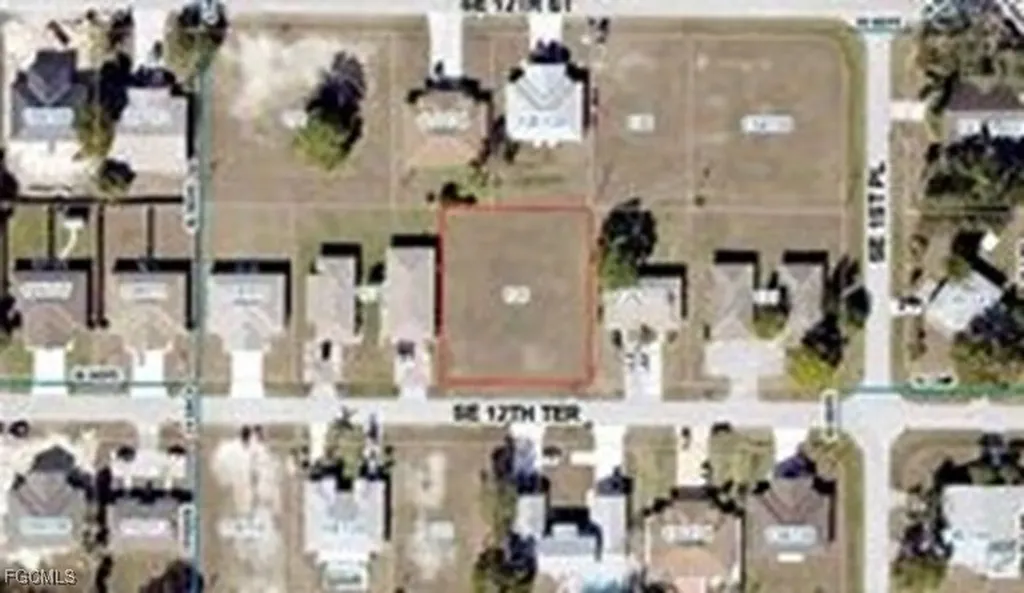 125 SE 12th Terrace Cape Coral FL 33990