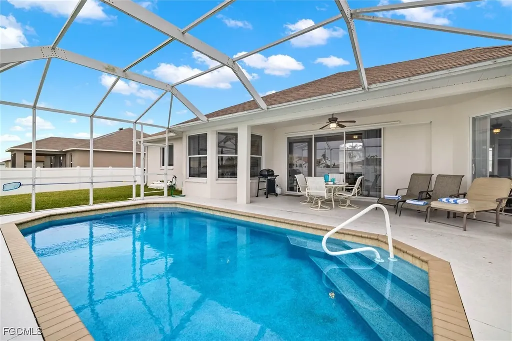 1049 NW 38th Place Cape Coral FL 33993