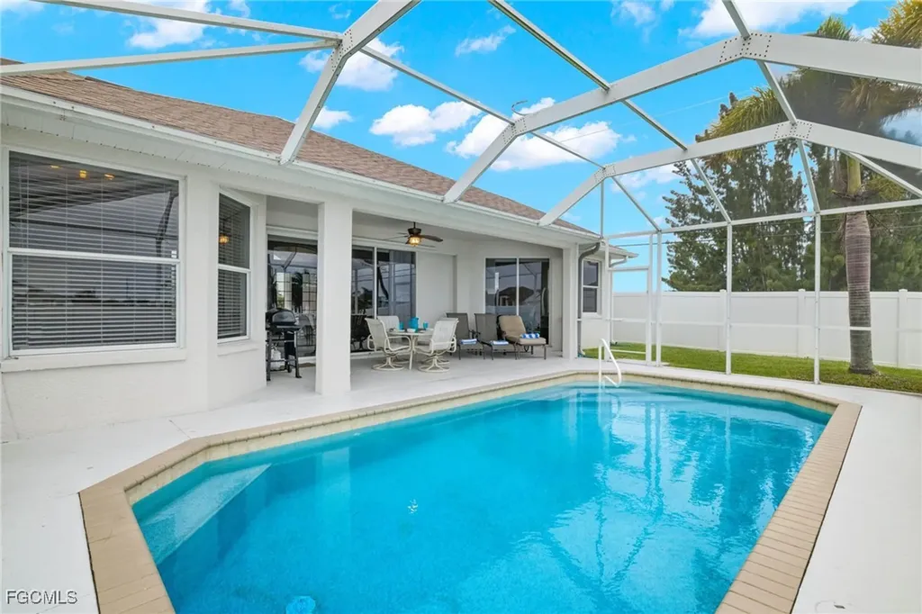 1049 NW 38th Place Cape Coral FL 33993