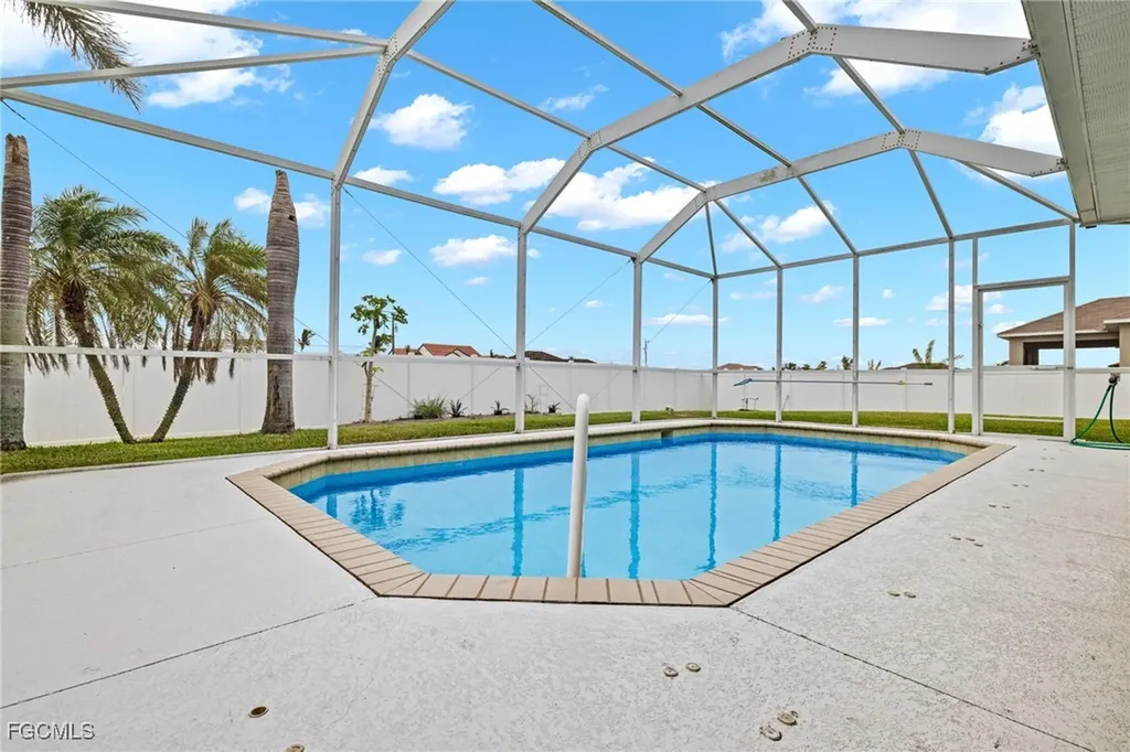 1049 NW 38th Place Cape Coral FL 33993