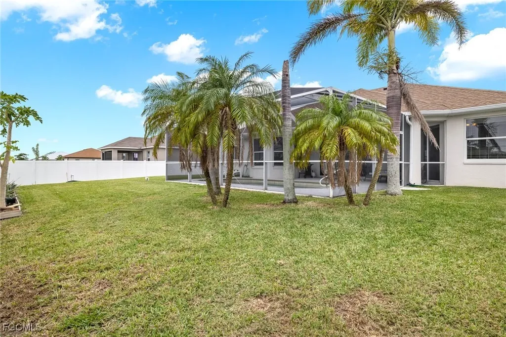 1049 NW 38th Place Cape Coral FL 33993