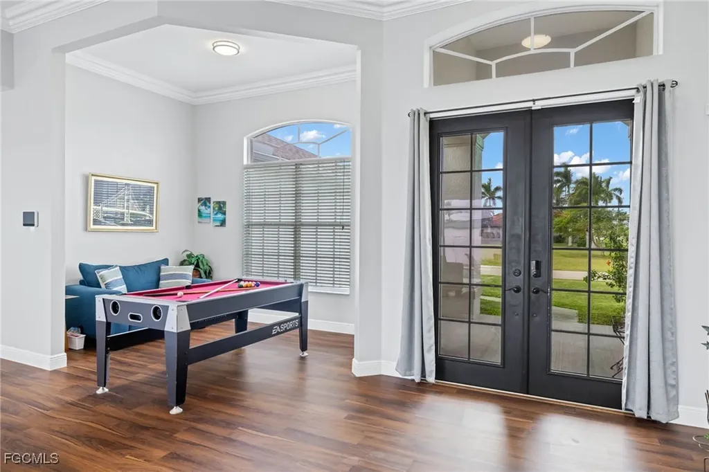 1049 NW 38th Place Cape Coral FL 33993